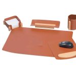 Elqat Desk Set
